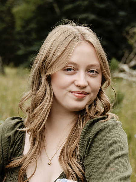 Sarah-Harker-Photo_cropped